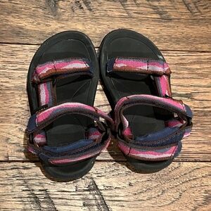 Teva Hurricane Sandal - 6T